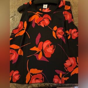 Cabi floral print complete top